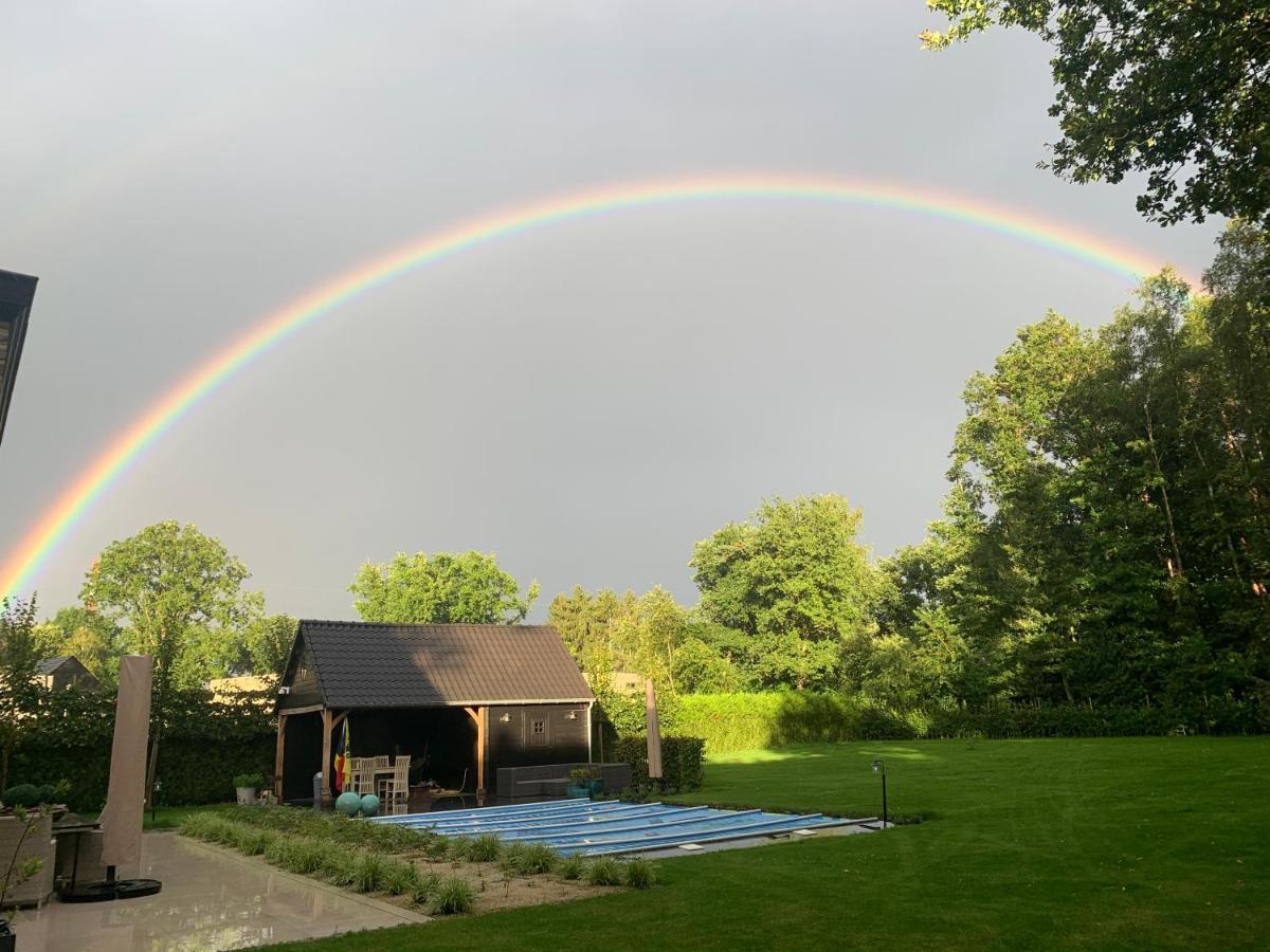 Het Herenhuis Genk Luaran gambar